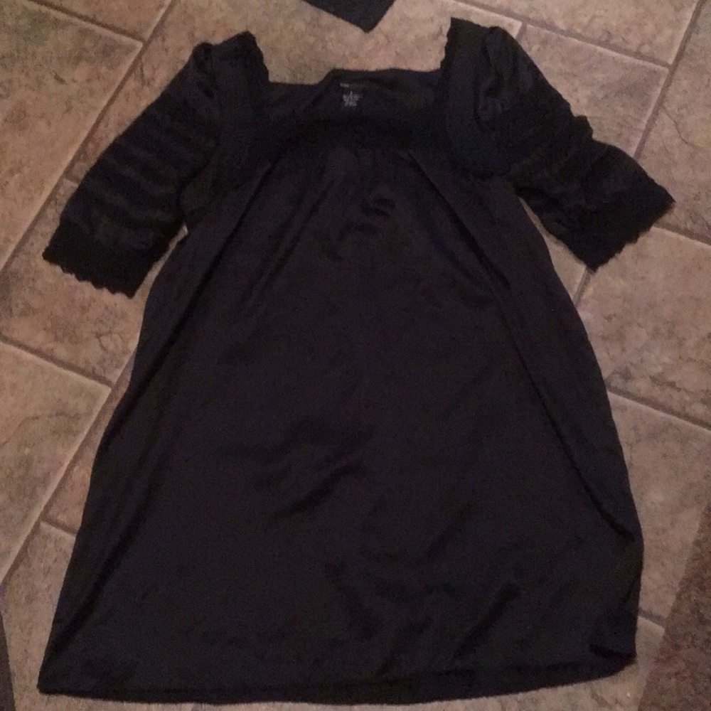 BCBGMAXAZRIA sz L babydoll peasant silk dress